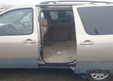 2001 Toyota Sienna Le z USA, uszkodzony, nr VIN 4T3ZF13C11U377208